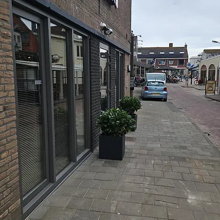 De Werf - Strandgeluk * 에크몬드안지